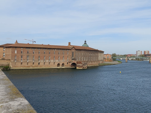 Illustration des berges de la Garonne à Toulouse