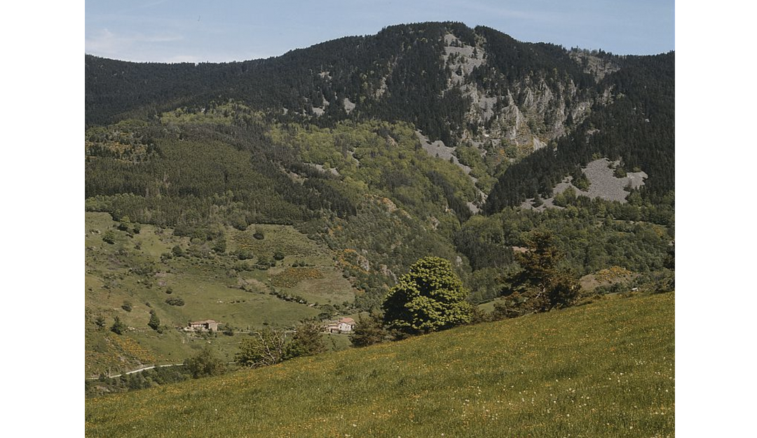 Itinéraire n° 1 - Parc naturel régional du Pilat - Valla-en-Gier (42) - Le saut du Gier_  2005 Michel Fropier