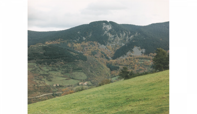 Itinéraire n° 1 - Parc naturel régional du Pilat - Valla-en-Gier (42) - Le saut du Gier_  1992 Sophie Ristelhueber